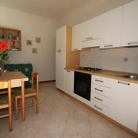 Appartamento Villetta Begonia B/4 *
